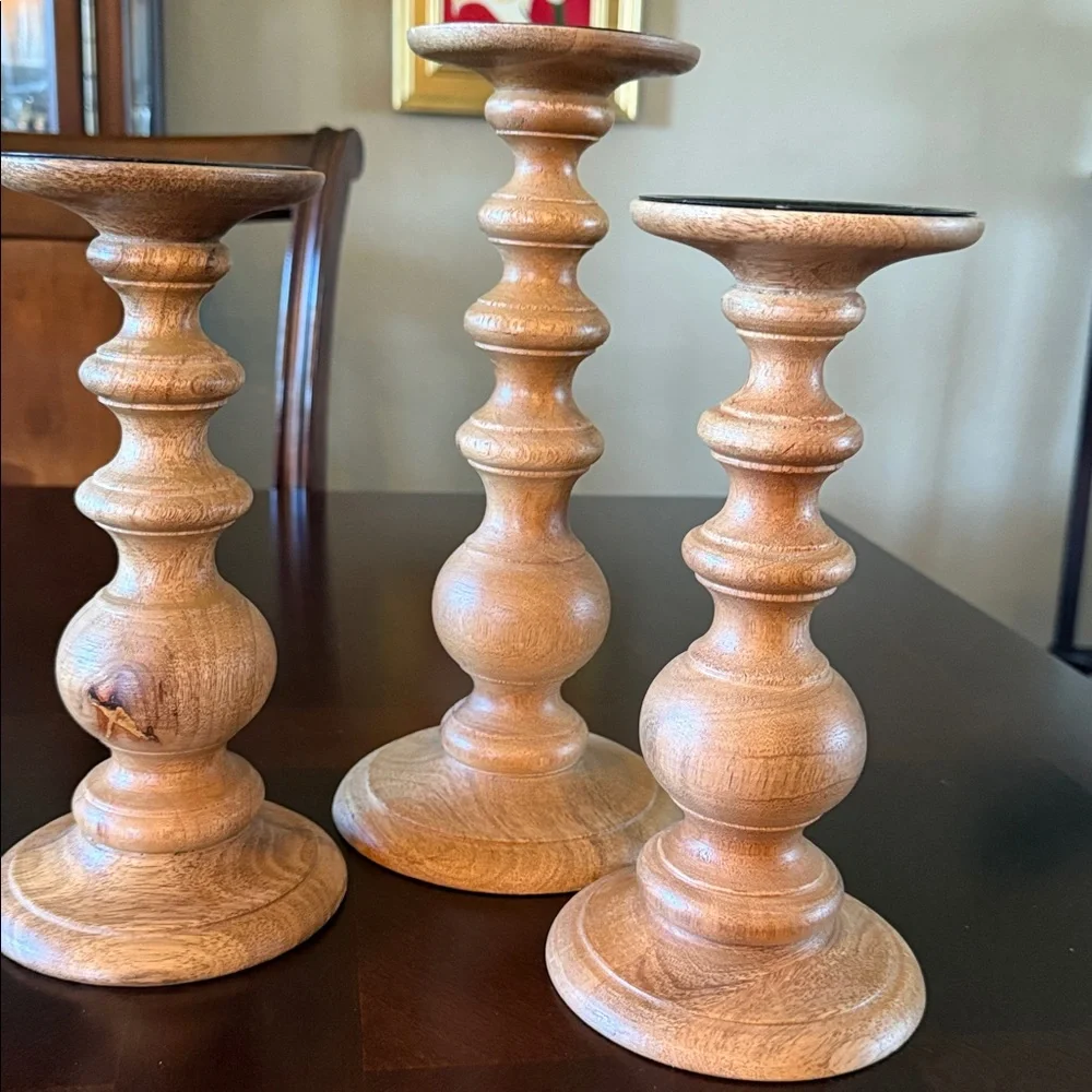 Ashland stylish candle
